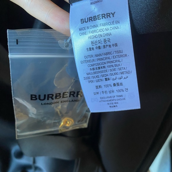 Burberry silk fringe blouse - Picture 8 of 16